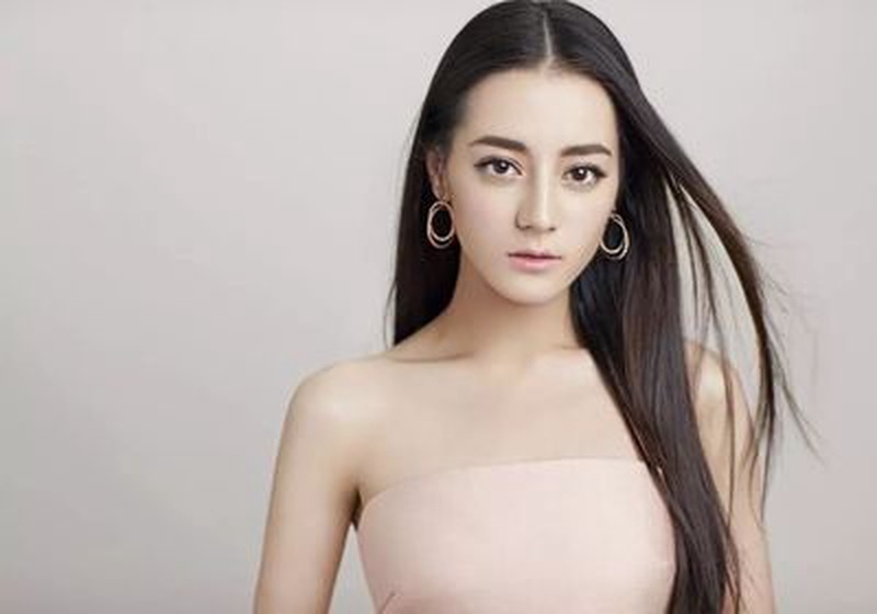 迪丽热巴